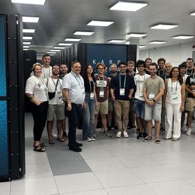 Letní škola EUMaster4HPC &quot;HPC in Data Science&quot; se konala od 18. do 24. srpna 2024 na VŠB – Technické univerzitě Ostrava. Akci organizovalo IT4Innovations národní superpočítačové centrum ve spolupráci s výzkumným centrem Vienna Scientific Cluster (VSC), součástí TU Wien (TUW), a společností MathWorks. 